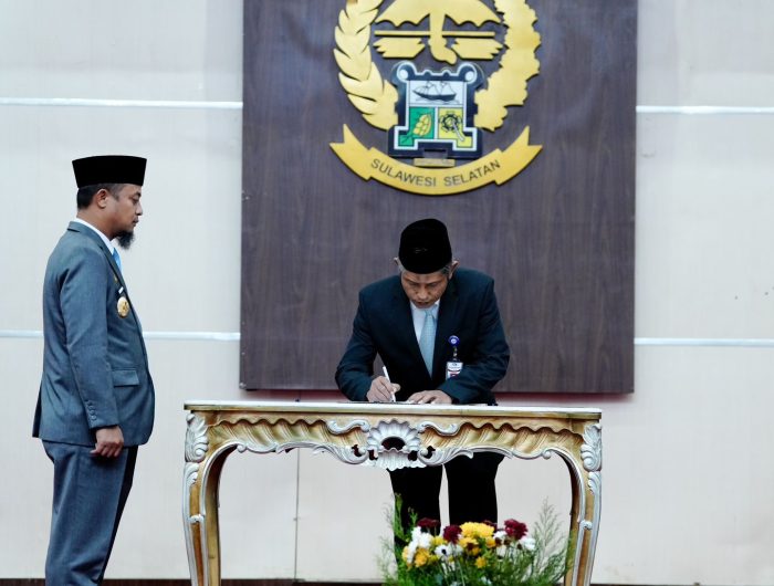 Gubernur Sulawesi Selatan, Andi Sudirman Sulaiman secara resmi mengukuhkan Rasono sebagai Kepala Perwakilan Badan Pengawasan Keuangan dan Pembangunan (BPKP) Sulsel, menggantikan Mohamad Risbiyantoro yang telah menjabat sejak 2023. Pengukuhan berlangsung di Ruang Pola Kantor Gubernur Sulsel, Senin (14/7/2025).