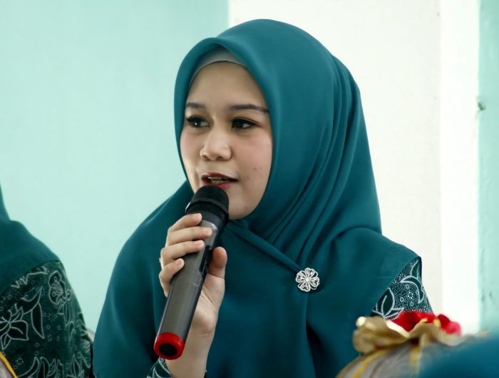 Ketua Tim Penggerak PKK Kota Parepare, dr. Andi Arfiah Tasming, secara resmi membuka kegiatan pelatihan peningkatan mutu kader PKK yang berlangsung di Kelurahan Lumpue, Kecamatan Bacukiki Barat, Kamis (18/7/2025).