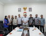 Wali Kota Makassar, Munafri Arifuddin, menerima jajaran manajemen PT Gowa Makassar Tourism Development (GMTD) dalam pertemuan strategis yang berlangsung di Ruang Kerja Wali Kota Makassar, Jumat (18/7/2025).