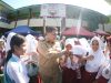 Wali Kota Makassar, Munafri Arifuddin, menegaskan komitmennya menghadirkan pendidikan yang inklusif dan bebas biaya tambahan bagi masyarakat.