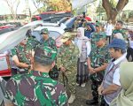 Komandan Lantamal VI Makassar Brigadir Jenderal TNI (Mar) Dr. Wahyudi, S.E., M.Tr.Hanla., M.M., M.Han, menghadiri gelar personel dan material Pasukan Reaksi Cepat Penanggulangan Bencana (PRCPB) Kodam XIV Hasanuddin oleh Panglima Komando Gabungan Wilayah Pertahanan II (Pangkogabwilhan II) Marsekal Madya TNI M. Khairil Lubis di Lapangan M.Yusuf Makodam XIV/Hasanuddin, Rabu (23/07/2025).