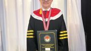 Sekretaris Daerah Provinsi Sulawesi Selatan, Dr. Jufri Rahman, M.Si., berhasil meraih predikat lulusan terbaik Program Doktor Ilmu Pemerintahan pada Sekolah Pascasarjana Institut Pemerintahan Dalam Negeri (IPDN).