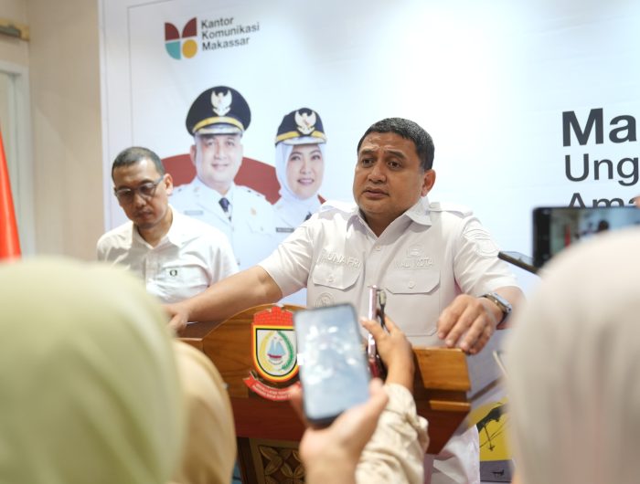 Dalam momentum peringatan Hari Anak Nasional 2025, Pemerintah Kota Makassar menunjukkan komitmennya terhadap peningkatan akses pendidikan dengan menambah jumlah armada bus sekolah gratis bagi pelajar di kota ini.