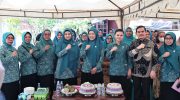 Ketua TP PKK Kota Makassar, Melinda Aksa, mengikuti kegiatan launching Gerakan Membaca Buku Kesehatan Ibu dan Anak (KIA), Membangun Generasi Emas yang digelar oleh TP PKK Provinsi Sulawesi Selatan bekerja sama dengan Ikatan Dokter Anak Indonesia (IDAI), Kamis (24/7/2025).