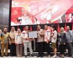 Perusahaan ritel makanan dan minuman PT Platinum Wahab Nusantara Tbk (TGUK), yang dikenal dengan merek dagang Teguk, sedang dalam proses akuisisi oleh Visionary Capital Global Pte Ltd (VCG), sebuah perusahaan asal Singapura.