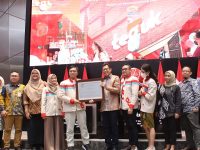 Perusahaan ritel makanan dan minuman PT Platinum Wahab Nusantara Tbk (TGUK), yang dikenal dengan merek dagang Teguk, sedang dalam proses akuisisi oleh Visionary Capital Global Pte Ltd (VCG), sebuah perusahaan asal Singapura.