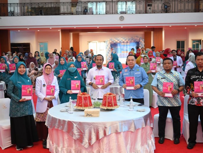 Dalam rangka memperingati Hari Anak Nasional (HAN) ke-41 Tahun 2025, Tim Penggerak PKK Provinsi Sulawesi Selatan berkolaborasi dengan Ikatan Dokter Anak Indonesia (IDAI) Cabang Sulsel menyelenggarakan kegiatan edukatif bertajuk “Gerakan Membaca Buku Kesehatan Ibu dan Anak (KIA), Membangun Generasi Emas”.
