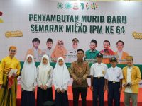 Ikatan Pelajar Muhammadiyah (IPM) Makassar menyelenggarakan acara Semarak Milad yang penuh kehangatan dan kepedulian sosial pada Senin, 28 Juli 2025. Bertempat di Gedung AAS BUILDING Makassar, perayaan milad ini turut dimeriahkan oleh kehadiran Direktur AAS Community, Padassejati, S.TP., M.Si.