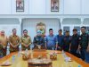 Wakil Wali Kota Makassar, Aliyah Mustika Ilham, menerima audiensi dari jajaran pengurus Dewan Pimpinan Daerah (DPD) Sulawesi Selatan Garda 145 di Ruang Wakil Wali Kota, Kantor Wali Kota Makassar, Senin (28/7/2025).