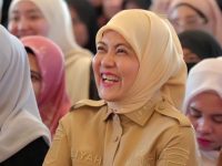 Wakil Wali Kota Makassar, Aliyah Mustika Ilham, menghadiri kegiatan Safari Dakwah bertema "Menata Hati, Meraih Cinta-Nya" bersama Ustadzah Dr. Oki Setiana Dewi, S.Hum., M.Pd., yang diselenggarakan oleh Deenlight Project pada Selasa pagi (29/7/2025), di Masjid Raya Makassar.