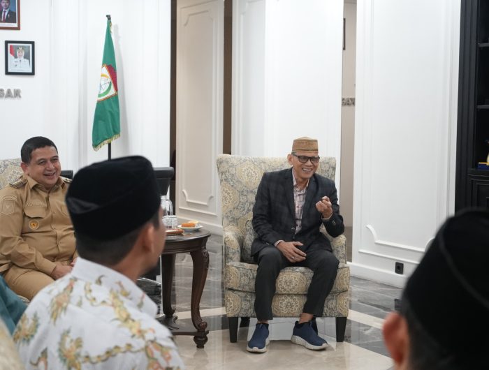 Pemerintah Kota Makassar bersama Pimpinan Wilayah Muhammadiyah Sulawesi Selatan menyepakati pentingnya penguatan kurikulum pendidikan agama sebagai fondasi karakter di tingkat Sekolah Dasar.