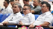 Sekretaris Daerah Provinsi Sulawesi Selatan, Dr. Jufri Rahman, M.Si, menyampaikan apresiasi dan ucapan selamat atas keberhasilan promosi doktor Dr. Ismu Iskandar, S.T., M.M., dalam bidang Ilmu Administrasi Publik di Pascasarjana Universitas Negeri Makassar (UNM), Rabu, 30 Juli 2025.