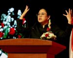 Ketua DPP PDI Perjuangan, Puan Maharani, meminta seluruh legislator Fraksi PDIP untuk mempersiapkan diri menghadapi dinamika politik, termasuk kemungkinan revisi Undang-Undang Pemilu yang akan memengaruhi konfigurasi politik menjelang Pemilu 2029.
