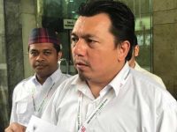 Ketua Mahkamah Partai Persatuan Pembangunan (PPP), Ade Irfan Pulungan, menilai putusan Mahkamah Konstitusi (MK) terkait pemisahan pemilu nasional dan pemilu lokal telah keluar dari batas kewenangan lembaga tersebut sebagai penguji undang-undang. Ia menyebut MK seolah membentuk norma baru dalam sistem hukum Indonesia.