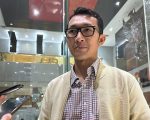 Komisi Pemberantasan Korupsi (KPK) menyatakan tengah menelaah sejumlah dokumen klarifikasi yang disampaikan oleh Menteri Koperasi dan Usaha Mikro, Kecil, dan Menengah (UMKM), Maman Abdurrahman. Klarifikasi tersebut berkaitan dengan polemik surat berkop kementerian yang mencantumkan nama istrinya, Agustina Hastarini, dalam permintaan pendampingan fasilitas dari Kedutaan Besar Republik Indonesia (KBRI) selama kunjungan ke Eropa.