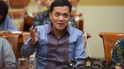 Komisi III DPR RI secara resmi menggelar rapat Panitia Kerja (Panja) untuk membahas Rancangan Undang-Undang Kitab Hukum Acara Pidana (RUU KUHAP). Ketua Komisi III, Habiburrokhman, menyatakan bahwa Daftar Inventarisasi Masalah (DIM) yang dibahas telah disinkronisasi dan identik antara versi cetak dan versi digital.
