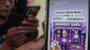 Anggota Komisi I DPR RI, Rizki Aulia Rahman Natakusumah, menegaskan bahwa praktik perjudian online tidak bisa lagi dianggap sebagai sekadar pelanggaran hukum, melainkan telah menjadi ancaman serius bagi moral bangsa serta keamanan nasional.