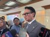 Wakil Menteri Luar Negeri (Wamenlu) RI, Arif Havas Oegroseno, menyatakan bahwa pemerintah Indonesia tengah menjajaki berbagai opsi investasi luar negeri (outbound investment), termasuk kemungkinan membangun pabrik di Amerika Serikat (AS).