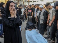 Lebih dari 798 warga Palestina dilaporkan tewas diberondong peluru oleh tentara Israel saat mengantre bantuan kemanusiaan sejak akhir Mei 2025. Laporan memilukan ini dirilis oleh Kantor Komisaris Tinggi PBB untuk Hak Asasi Manusia (OHCHR), menunjukkan eskalasi kekerasan terhadap penduduk sipil yang mencari pertolongan di tengah krisis pangan dan blokade berkepanjangan.