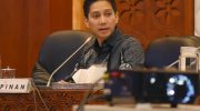 Komisi I DPR RI menegaskan bahwa kursi Duta Besar Indonesia untuk Amerika Serikat (AS) merupakan salah satu posisi paling strategis dalam peta diplomasi Indonesia. Harapan besar pun disematkan pada calon yang akan menempati pos penting ini, yakni Dwisuryo Indroyono Soesilo, yang tengah menjalani uji kelayakan dan kepatutan (fit and proper test) hari ini, Sabtu (5/7/2025).
