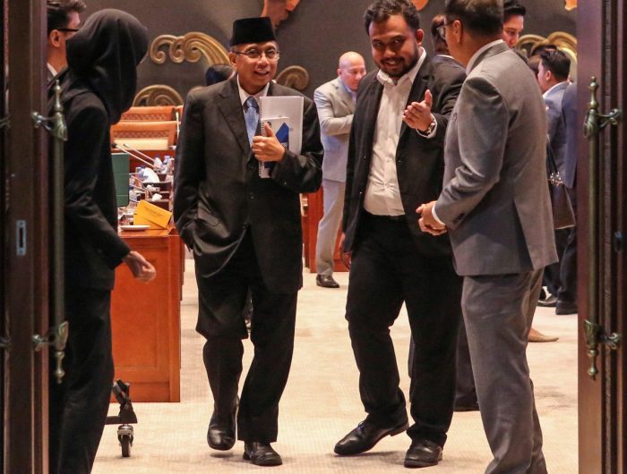 Setelah lebih dari setahun kosong, posisi strategis Duta Besar Republik Indonesia (Dubes RI) untuk Amerika Serikat (AS) akhirnya akan segera terisi. Presiden Prabowo Subianto dikabarkan telah mengusulkan sejumlah nama, dengan dua tokoh nasional mencuat sebagai kandidat kuat: Dwisuryo Indroyono Soesilo dan Nurmala Kartini Sjahrir.