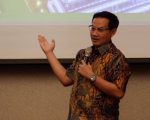 Situs resmi Pusat Riset Sistem Peradilan Pidana (Persada) Universitas Brawijaya (UB) menjadi sasaran peretasan tidak lama setelah para dosennya menyuarakan kritik terhadap proses revisi Kitab Undang-Undang Hukum Acara Pidana (KUHAP). Ketua Persada UB, Fachrizal Afandi, menduga insiden tersebut berkaitan langsung dengan sikap kritis mereka terhadap pembahasan revisi KUHAP.