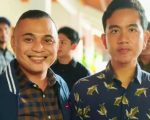 Mantan kuasa hukum pasangan Prabowo Subianto–Gibran Rakabuming Raka di Mahkamah Konstitusi, Luhut Parlinggoman Siahaan, menyerukan kepada Presiden Prabowo untuk segera memberhentikan para Wakil Menteri (Wamen) yang saat ini merangkap jabatan sebagai komisaris di badan usaha milik negara (BUMN).