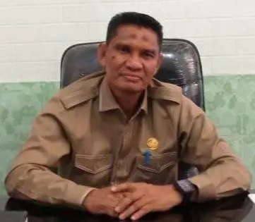Kepala Dinas Pendidikan Pemuda dan Olahraga (Dikpora) Kabupaten Dompu, Drs. H Rifaid M.Pd.