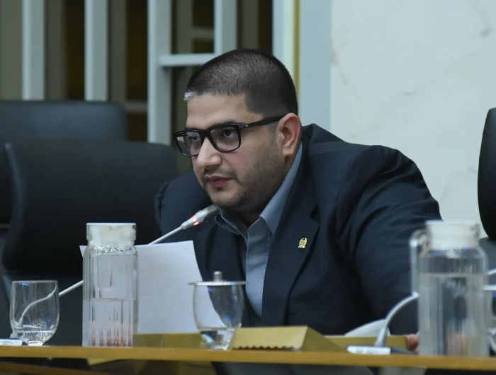 Anggota Komisi IV DPR RI dari Fraksi Partai NasDem, Rajiv, menyampaikan keprihatinannya atas temuan Menteri Pertanian Andi Amran Sulaiman terkait peredaran pupuk palsu yang berpotensi merugikan petani hingga Rp3,2 triliun.
