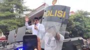 Bupati Pati Sudewo dilempar sandal