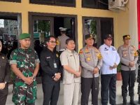 Penjabat (Pj) Walikota Parepare Dr Abdul Hayat Gani, menyambut hangat kedatangan Kapolda Sulawesi Selatan Irjen Pol. Yudhiawan beserta rombongan yang melakukan kunjungan kerja di wilayah hukum Polres Parepare.