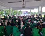 Bupati Bantaeng, M. Fathul Fauzy Nurdin menerima sebanyak 802 mahasiswa Kuliah Kerja Nyata (KKN) Tematik Angkatan 18, Universitas Megarezky Makassar, di Tribun Seruni, Bantaeng, Jumat, 1 Agustus 2025.