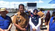 Matahari ufuk timur bersinar cerah terasa hangat, rombongan tenaga kesehatan berseragam putih berompi biru melangkah mantap dari lapangan Rumah Jabatan Gubernur Sulawesi Selatan, Senin, 4 Agustus 2025.