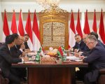 Menteri Pertanian (Mentan) Andi Amran Sulaiman menerima kunjungan Menteri Luar Negeri Belarus, Maxim Ryzhenkov, di Jakarta, Senin (5/8). Dalam pertemuan tersebut, kedua negara membahas penguatan kerja sama bilateral di sektor pertanian, khususnya upaya meningkatkan ekspor komoditas pertanian unggulan Indonesia ke Belarus.