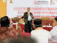 Dalam kegiatan fasilitasi pembinaan dan penguatan kelembagaan Badan Pengawas Pemilihan Umum (Bawaslu) Kabupaten Barru, yang dihadiri langsung oleh anggota Komisi II DPR RI, Taufan Pawe, berbagai masukan disampaikan oleh masyarakat terkait pelaksanaan Pemilihan Umum (Pemilu), pemilihan legislatif (Pileg), dan pemilihan kepala daerah (Pilkada) yang akan datang.
