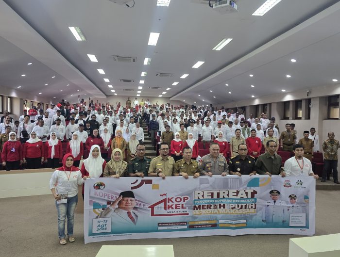 153 Koperasi Merah Putih di lepas untuk mengikuti retreat di Malino, Kabupaten Gowa, Sulsel. Pelepasan ini di lakukan oleh Asisten II Bidang Perekonomian dan Pembangunan Setda Kota Makassar, Zainal Ibrahim.