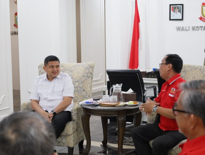 Wali Kota Makassar, Munafri Arifuddin, menerima kunjungan dari Dewan Pimpinan Daerah (DPD) Asosiasi Pendeta Indonesia (API) Sulawesi Selatan di Balai Kota Makassar, Rabu (13/8/2025).