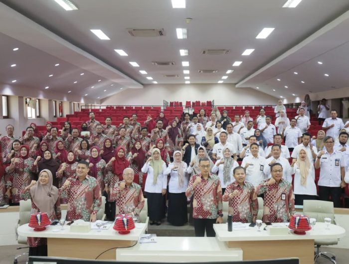 Pemerintah Kota Makassar terus memantapkan langkah mewujudkan "Kota Sehat" sebagai arah pembangunan yang berorientasi pada kesejahteraan masyarakat.