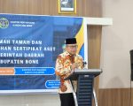 Anggota Komisi II DPR RI, Taufan Pawe, mendorong sinergi antara pemerintah daerah dan Kementerian ATR/BPN untuk mempercepat penataan aset. Hal ini ia sampaikan dalam acara ramah tamah dan silaturahim yang digelar di Kantor Pertanahan Kabupaten Bone, Selasa 12 Agustus 2025.