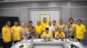 Kantor Badan Pertanahan (BPN) Kabupaten Soppeng menyerahkan sertifikat tanah wakaf untuk Masjid Jami Hidayatullah Salaonro, Kabupaten Soppeng.