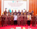 Gubernur Sulawesi Selatan Andi Sudirman Sulaiman menggelar silaturahmi bersama keluarga Pahlawan Nasional, Perintis Kemerdekaan, Legiun Veteran, Wredatama, dan Lembaga Kesejahteraan Sosial Anak (LKSA) di Baruga Asta Cita, Rumah Jabatan Gubernur Sulsel, Rabu (13/8/2025).