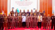 Gubernur Sulawesi Selatan Andi Sudirman Sulaiman menggelar silaturahmi bersama keluarga Pahlawan Nasional, Perintis Kemerdekaan, Legiun Veteran, Wredatama, dan Lembaga Kesejahteraan Sosial Anak (LKSA) di Baruga Asta Cita, Rumah Jabatan Gubernur Sulsel, Rabu (13/8/2025).