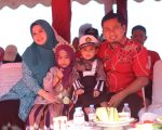 Suasana meriah dan penuh warna menyelimuti kawasan Taman Mattirotasi, Kota Parepare, Kamis (14/8/2025), saat ratusan anak-anak taman kanak-kanak mengikuti pawai karnaval tingkat TK/RA se-Kota Parepare. Kegiatan ini diselenggarakan untuk memeriahkan Hari Ulang Tahun (HUT) ke-80 Republik Indonesia.