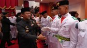 Sebanyak 73 pemuda-pemudi terbaik dari seluruh kabupaten/kota di Sulawesi Selatan resmi dikukuhkan sebagai anggota Pasukan Pengibar Bendera Pusaka (Paskibraka) Tingkat Provinsi Tahun 2025.