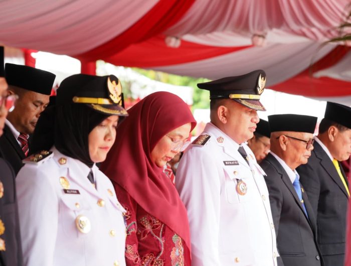 Wali Kota Makassar, Munafri Arifuddin bersama Wakil Wali Kota Makassar Aliyah Mustika Ilham menghadiri upacara peringatan Hari Ulang Tahun (HUT) ke-80 Kemerdekaan Republik Indonesia.
