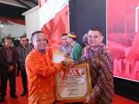 Pemerintah Kota Makassar yang dipimpin Wali Kota Munafri Arifuddin dan Wakil Wali Kota Aliyah Mustika Ilham, menerima penghargaan dari Pemerintah Provinsi Sulawesi Selatan, bertepatan dengan peringatan Hari Ulang Tahun ke-80 Kemerdekaan Republik Indonesia.