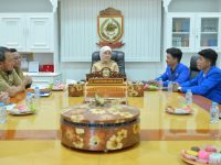 Wakil Wali Kota Makassar, Aliyah Mustika Ilham, menerima audiensi Pengurus Cabang Pergerakan Mahasiswa Islam Indonesia (PMII) Makassar periode 2025–2027 di Ruang Wakil Wali Kota, Lantai 2 Kantor Balai Kota Makassar, Selasa (19/08/2025).