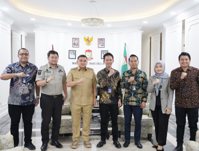 Wali Kota Makassar, Munafri Arifuddin, menerima audiensi dari jajaran PT Bank Rakyat Indonesia (Persero) Tbk Kantor Cabang Makassar Somba Opu, di Balai Kota, Selasa (19/08/2025).
