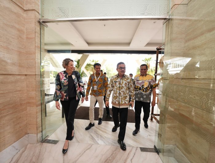 Pemerintah Provinsi Sulawesi Selatan menegaskan komitmen kemitraan strategis dengan Australia melalui penyelenggaraan Forum Knowledge and Innovation Exchange (KONEKSI) yang digelar di Hotel Four Points by Sheraton Makassar, Selasa, 19 Agustus 2025.