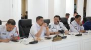 Wali Kota Makassar, Munafri Arifuddin mengikuti Rapat Forum Koordinasi Pimpinan Daerah (Forkopimda) Sulawesi Selatan bersama para bupati, wali kota, serta instansi terkait melalui zoom meeting, Rabu (20/8/2025).